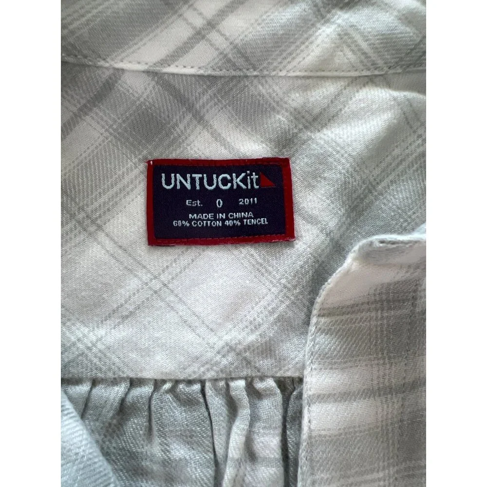 NWT women's UNTUCKit cap sleeve shirt‎ size 0 NEW